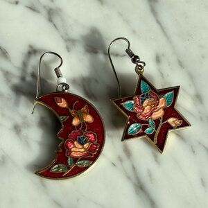 Vintage 80’s Cloisonné Moon and Star dangle earrings